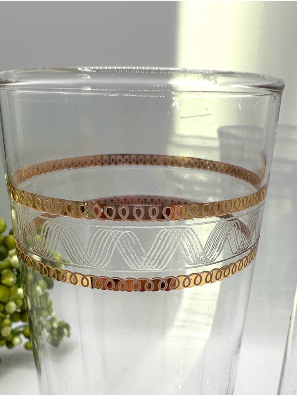 4 Libbey Vintage Tom Collin’s Glasses with Gold Loop
Trim.
